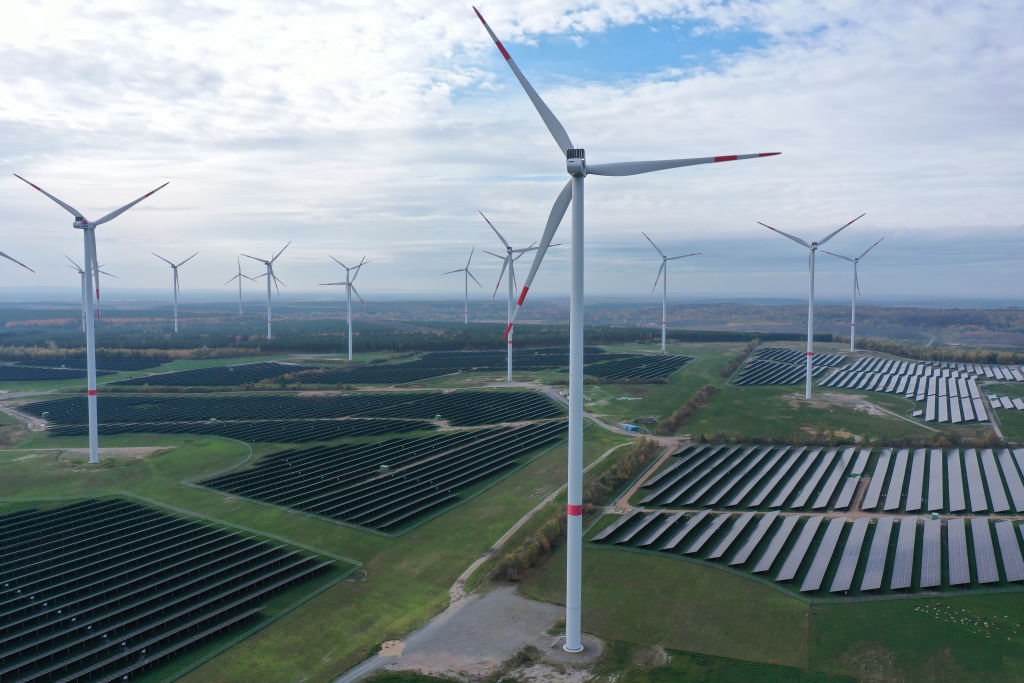 A transição energética verde é uma farsa dos governos e do Fórum Econômico Mundial. 1